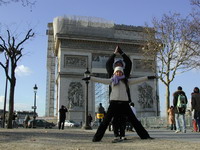 香榭麗舍大道, 羅浮宮博物館, 金字塔,小凱旋門, 杜樂利花園, 協和廣場,大皇宮,Louis VUITTON ,凱旋門,瑪海區,龐畢度國家藝術與文化中心,伊果史塔文斯基廣場,Spicy餐廳 
